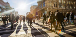 Način na koji stojite i hodate otkriva zanimljive stvari o vama: Prepoznajete li se?